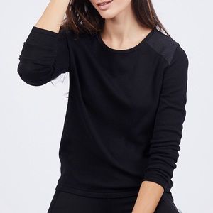 Noir shoulder stitch detail sweater